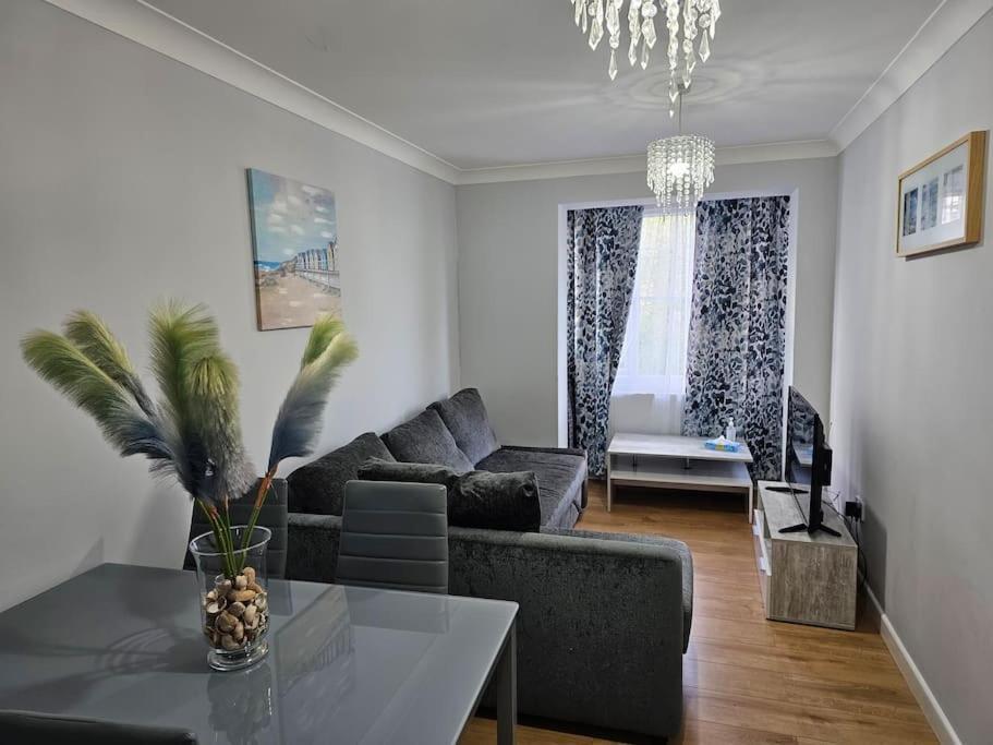 Lovely Flat Close To Shepherd'S Bush Appartement Londen Buitenkant foto